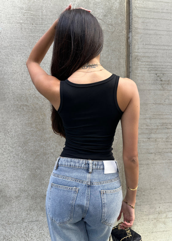 SCULPT TANK BLACK