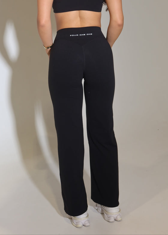 SOFT FORM STRAIGHT LEG PANTS BLACK – 411official